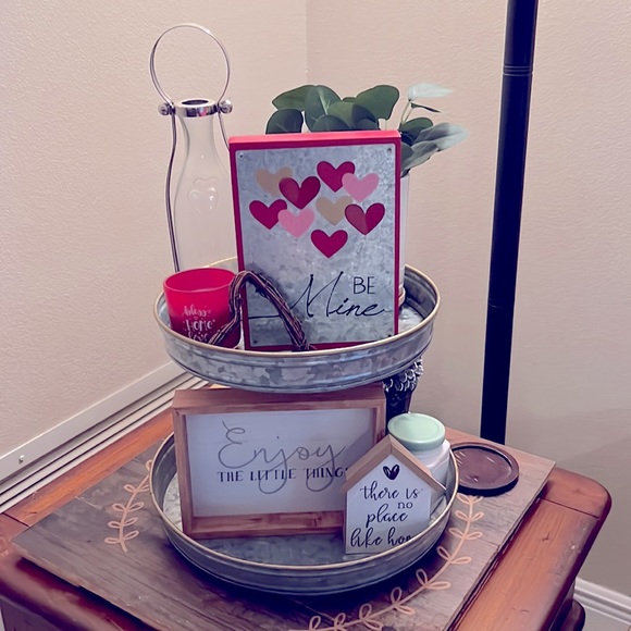 Be Mine Rustic Farmhouse Style Valentines Day Sign hang or stand on tiered tray - Picture 10 of 11